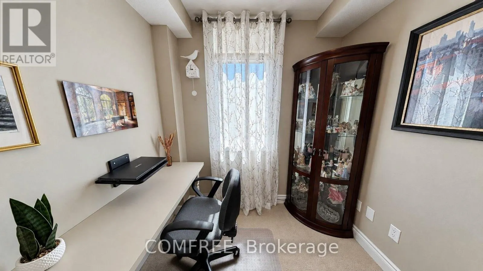 312 - 78 SUNSET BOULEVARD