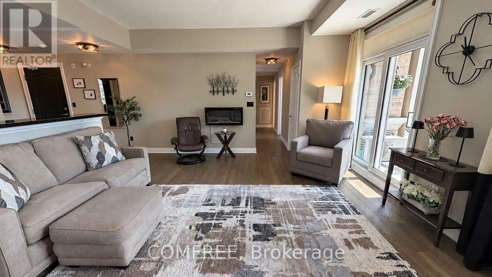 312 - 78 SUNSET BOULEVARD