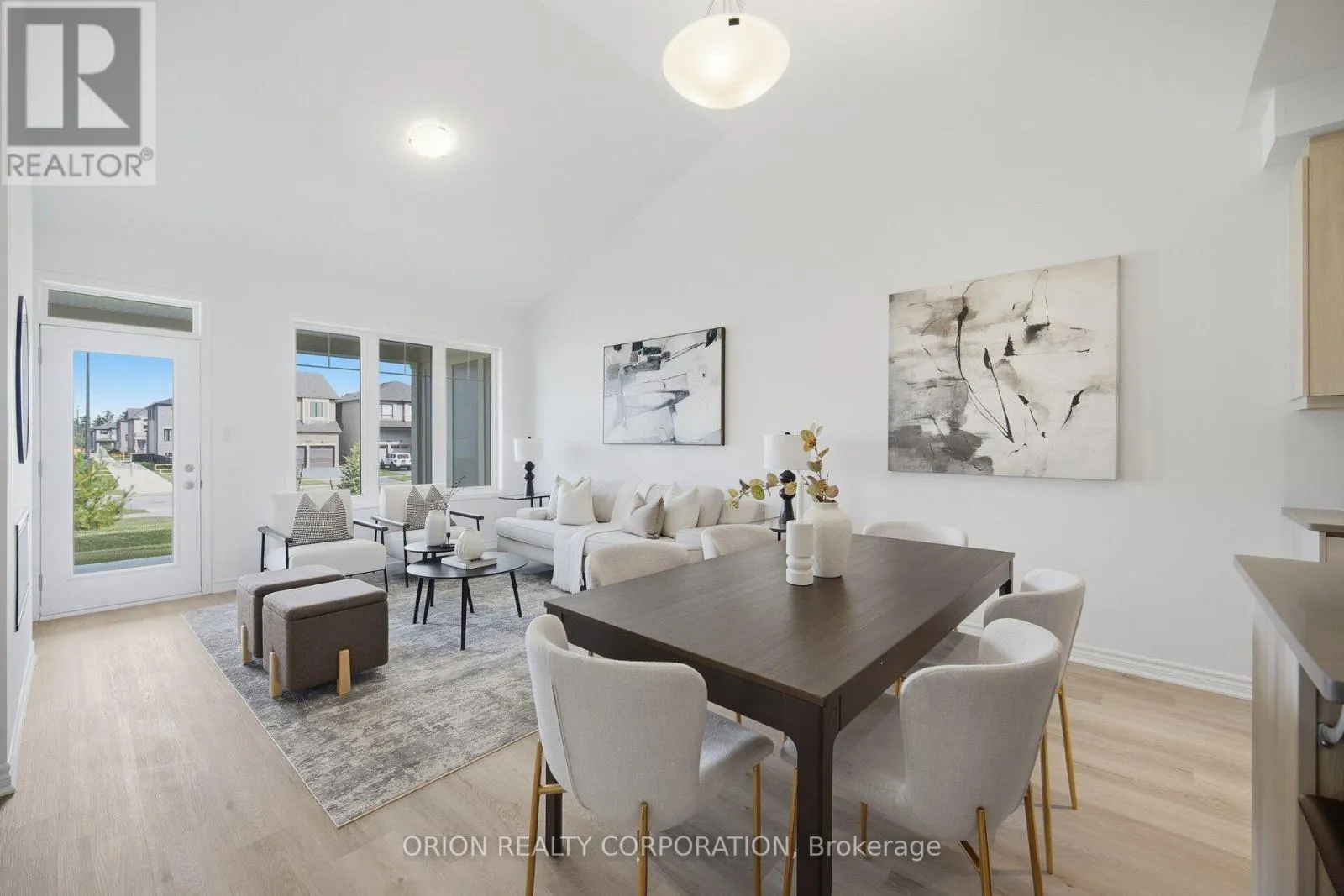 704 SARGEANT PLACE