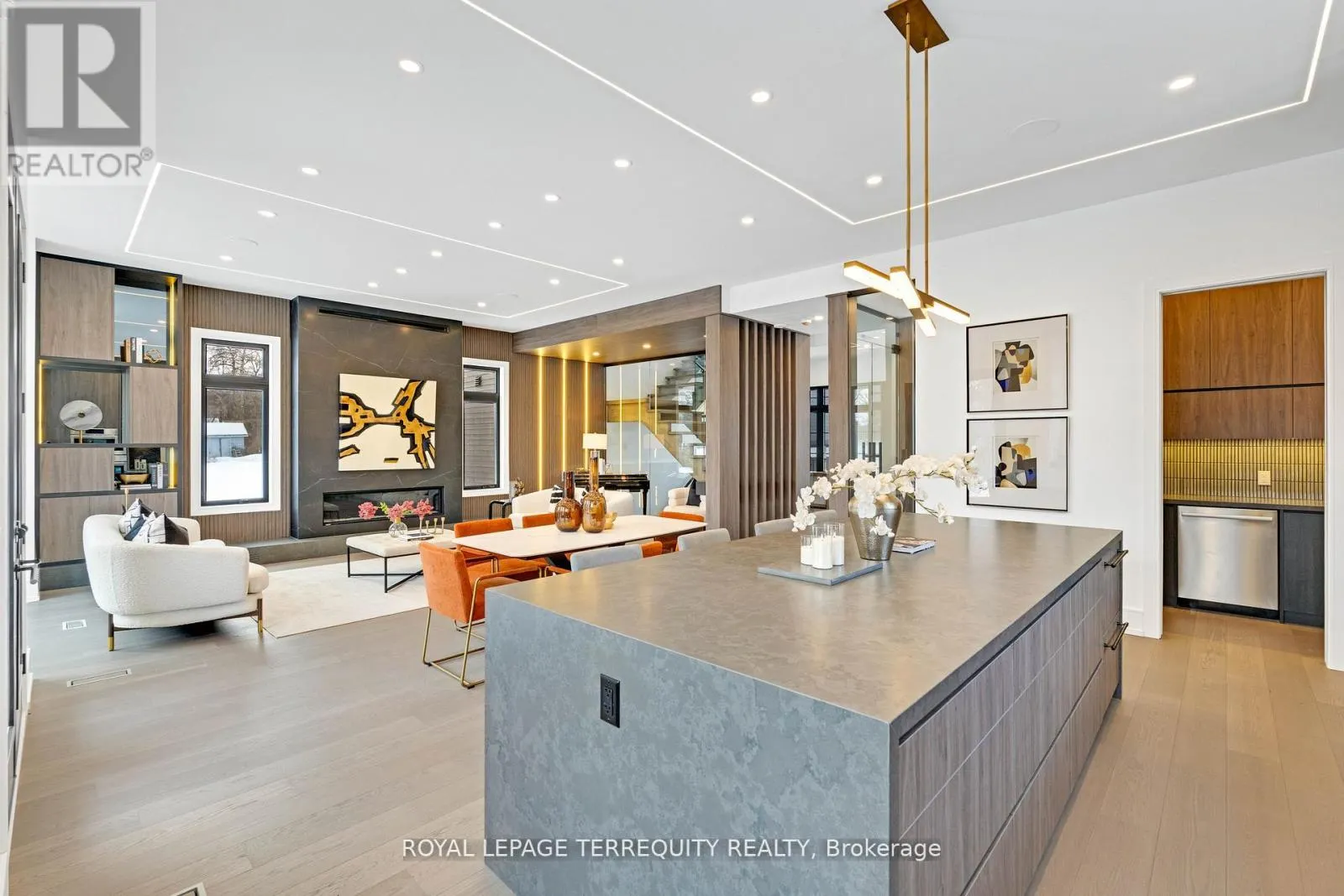 17 CONNOR DRIVE