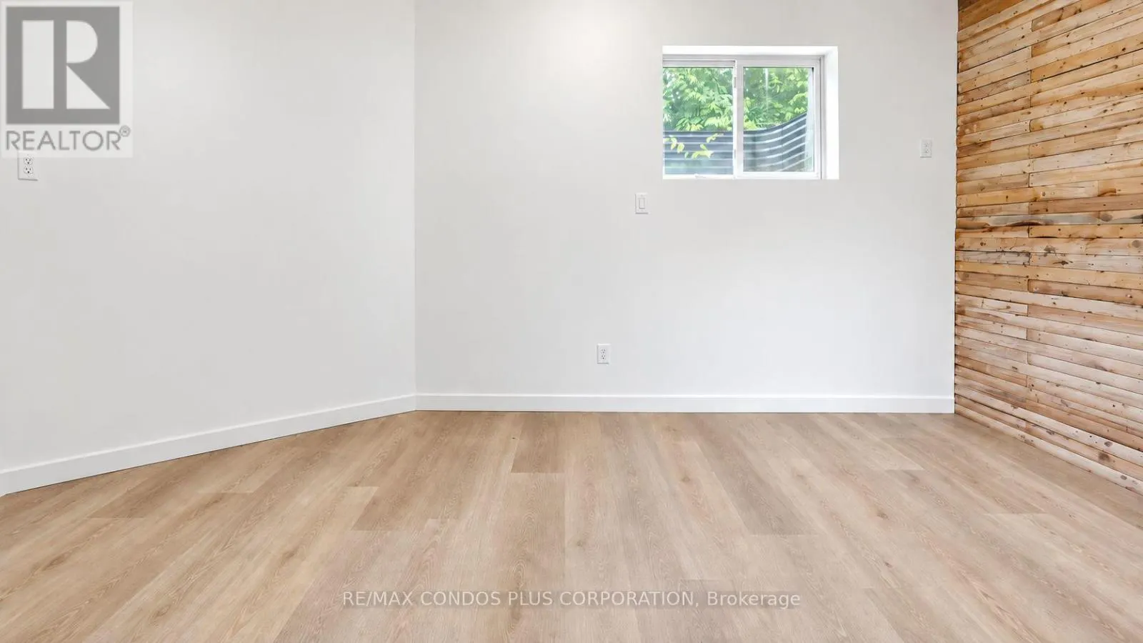 20 SOUTHWOOD CRESCENT
