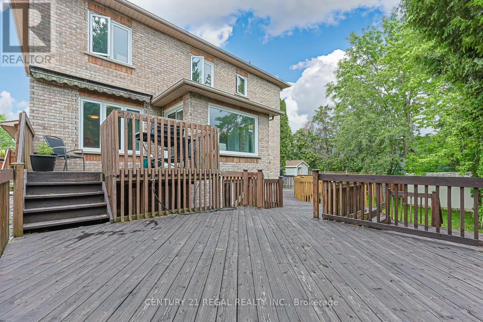 599 SANDFORD STREET