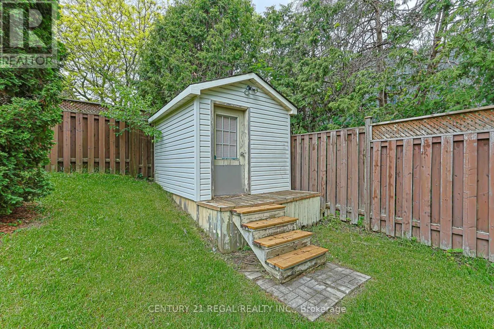 599 SANDFORD STREET
