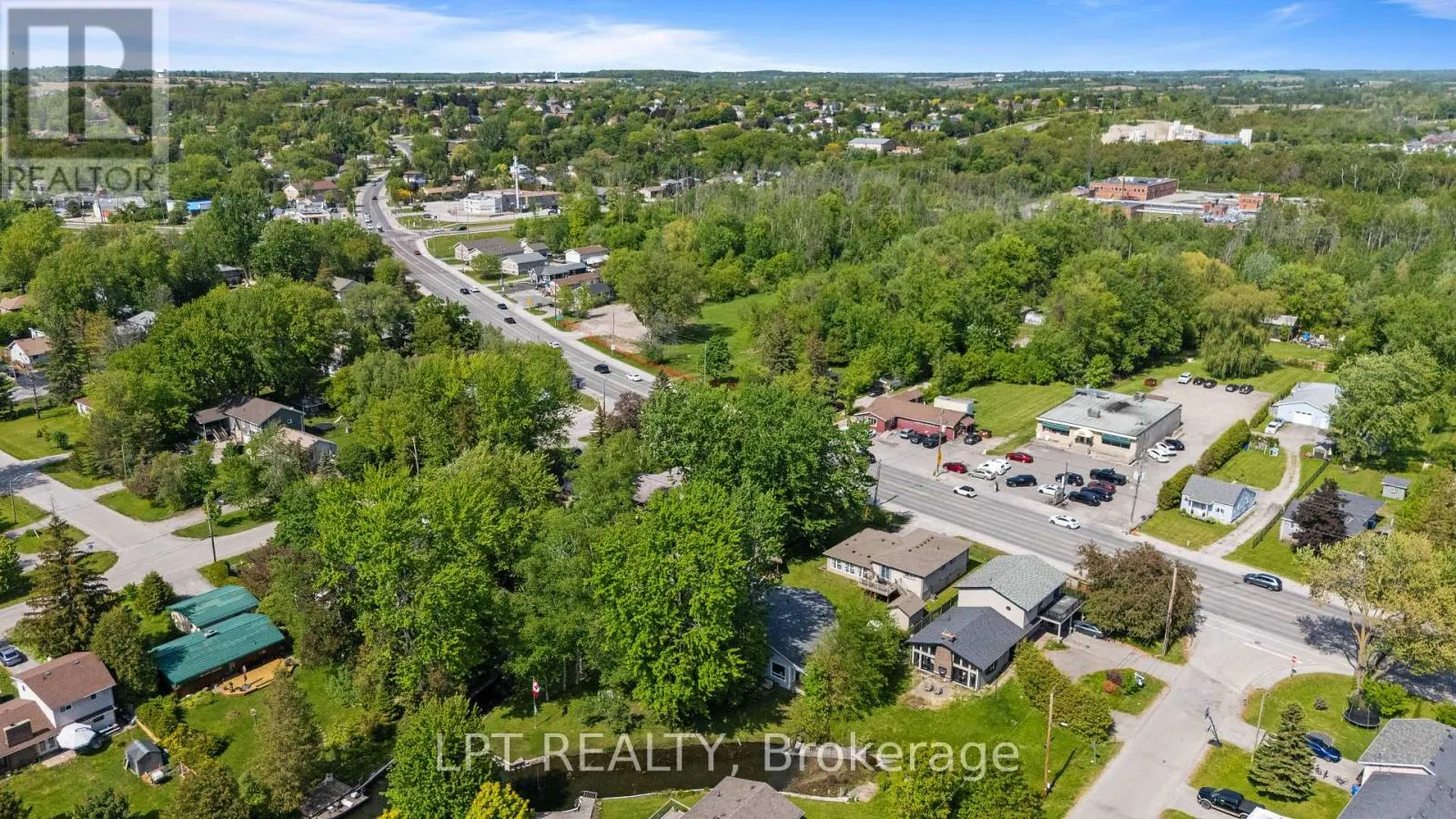 204 THE QUEENSWAY S