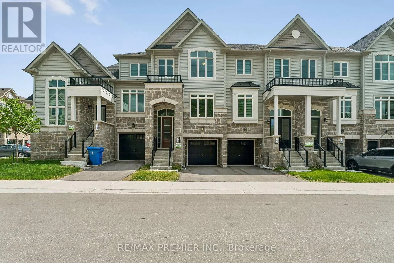 29 LYALL STOKES CIRCLE