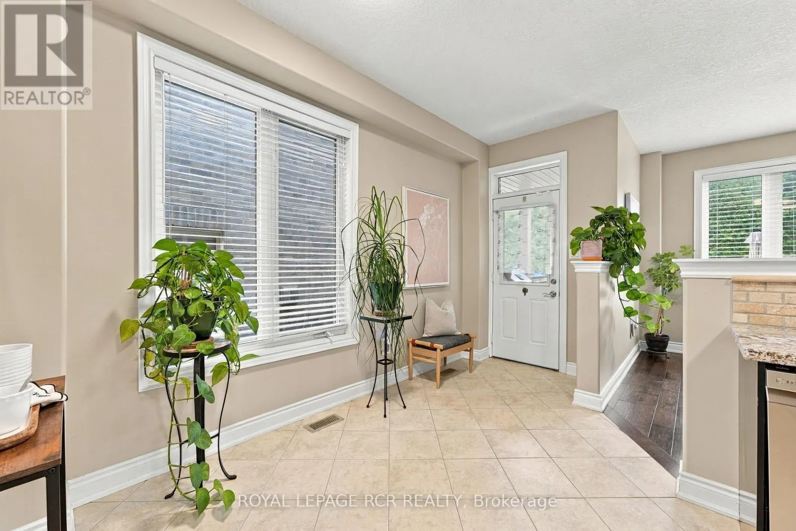 825 BOOTH AVENUE
