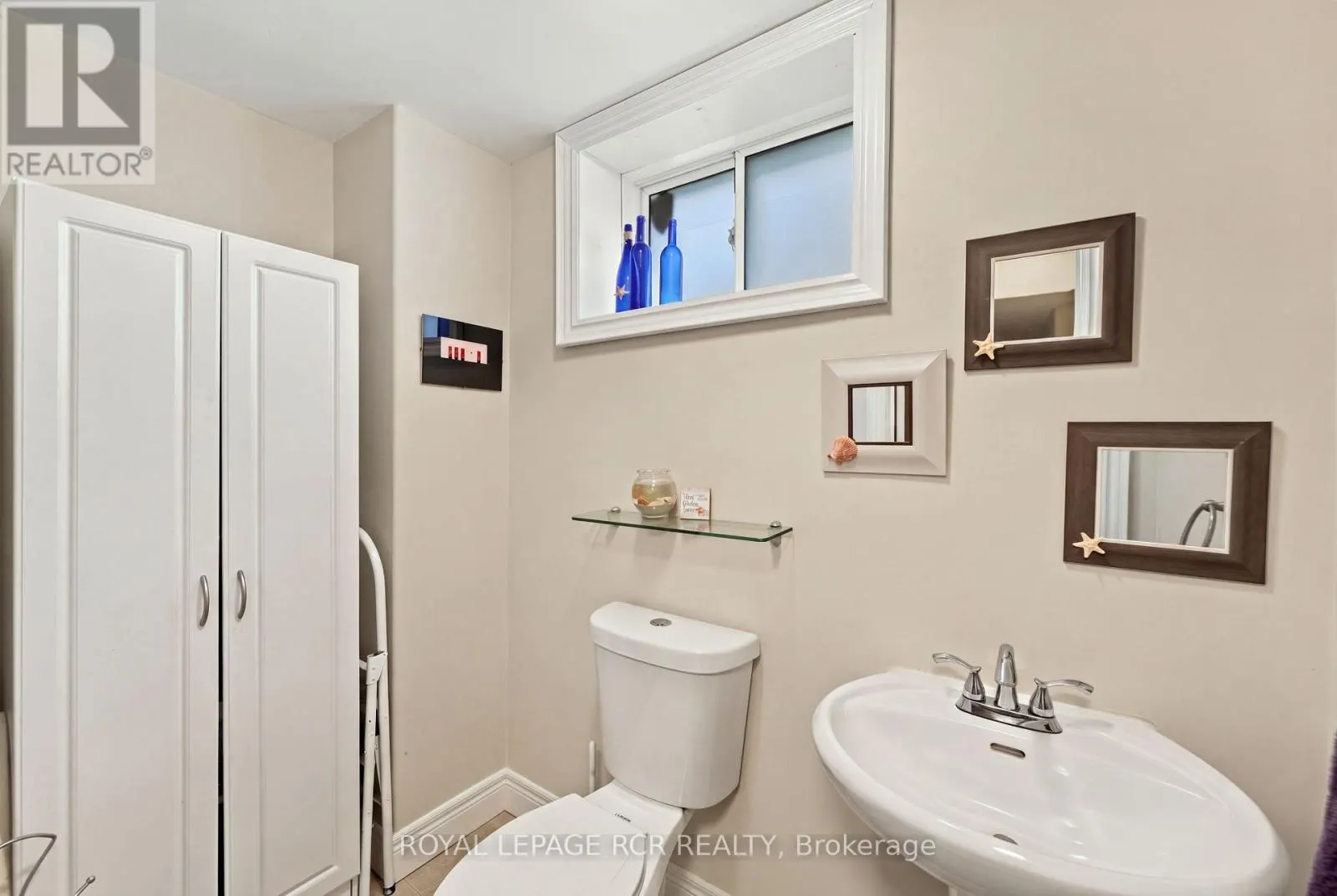 825 BOOTH AVENUE