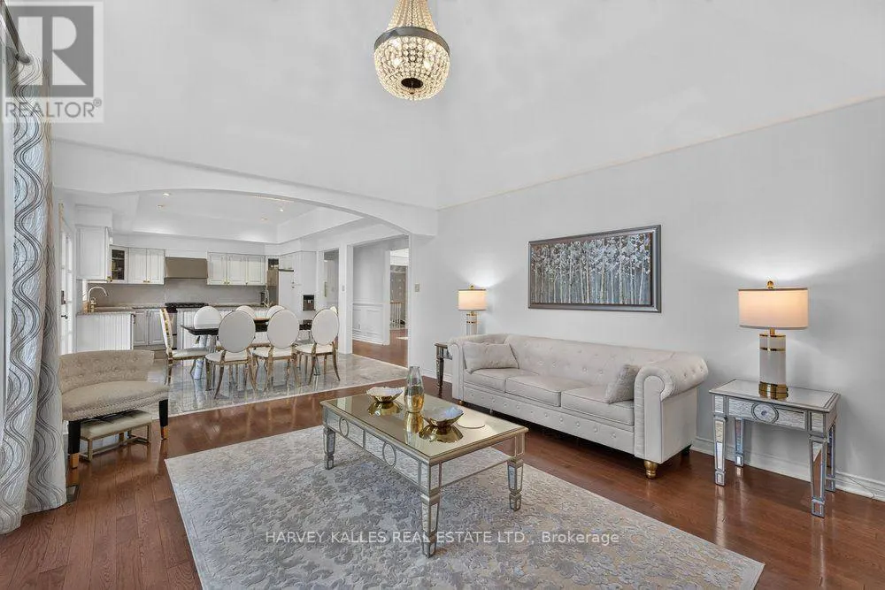 28 PUTTING GREEN CRESCENT