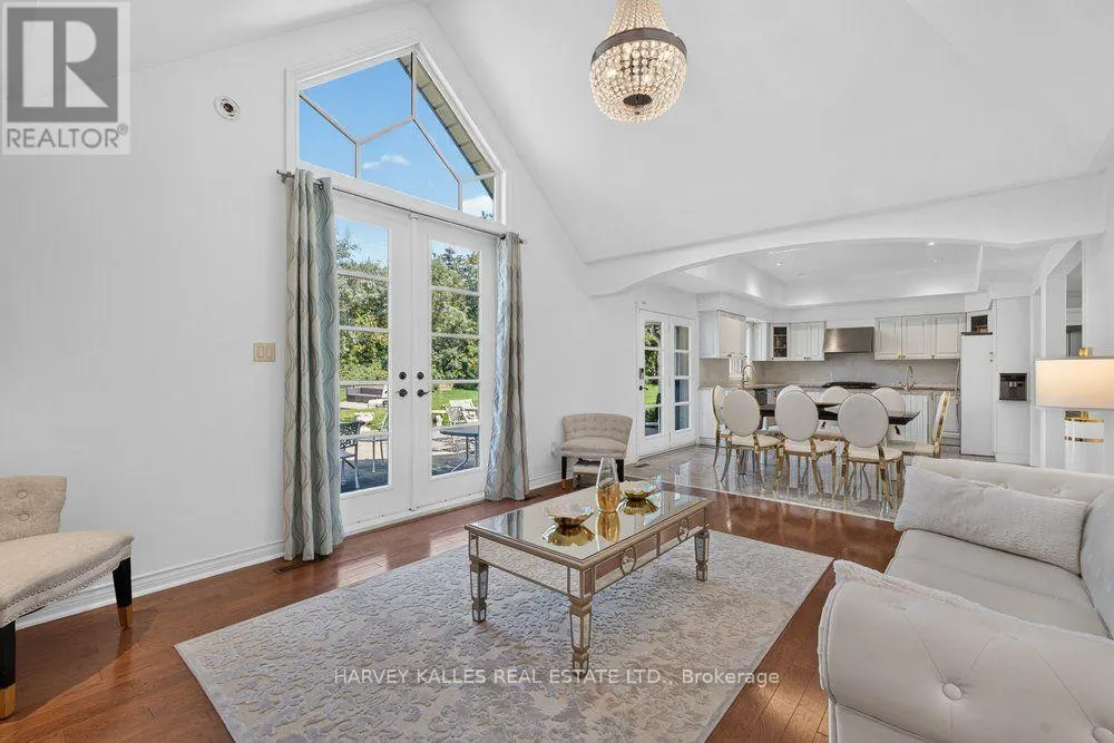 28 PUTTING GREEN CRESCENT