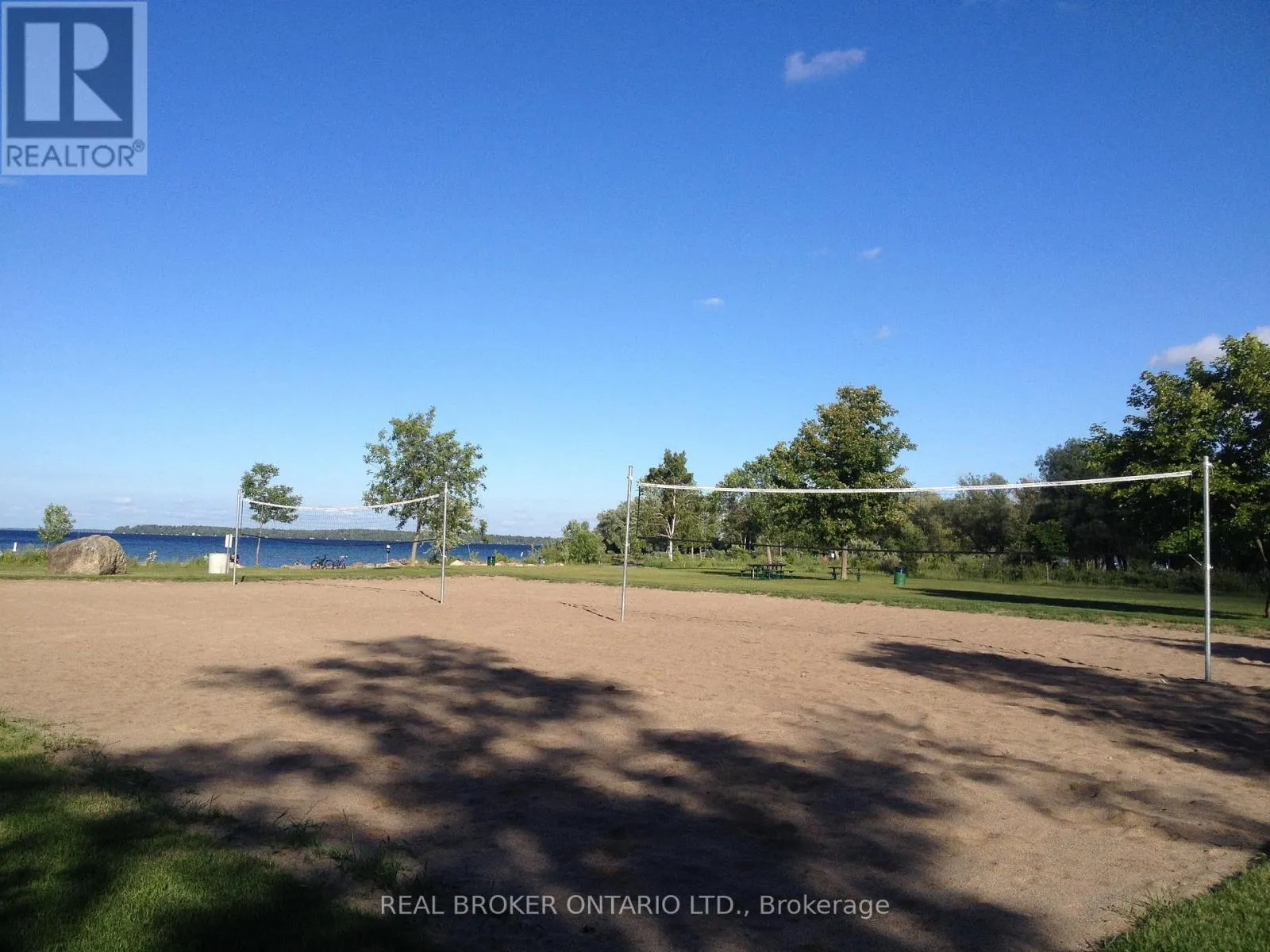699 INNISFIL BEACH ROAD