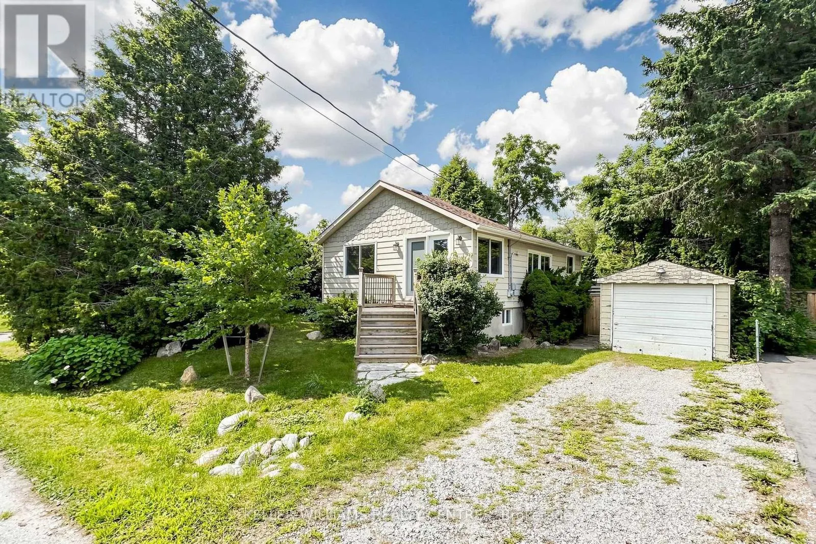 9 MAPLE GROVE STREET