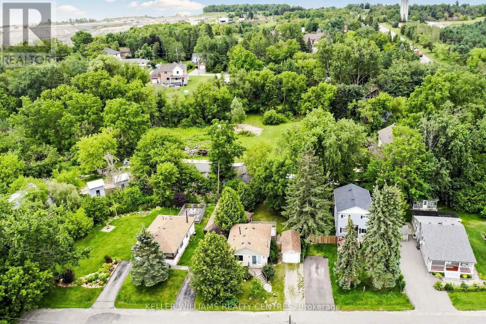 9 MAPLE GROVE STREET
