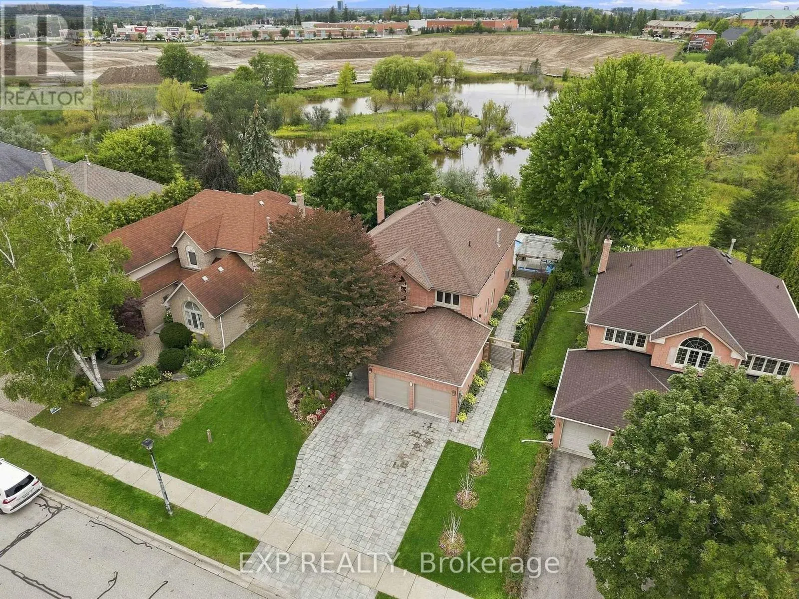 655 CULLER MEWS