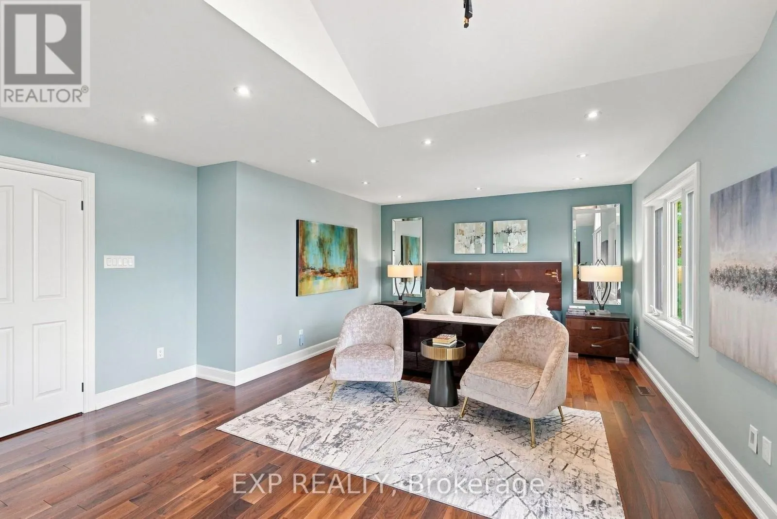655 CULLER MEWS