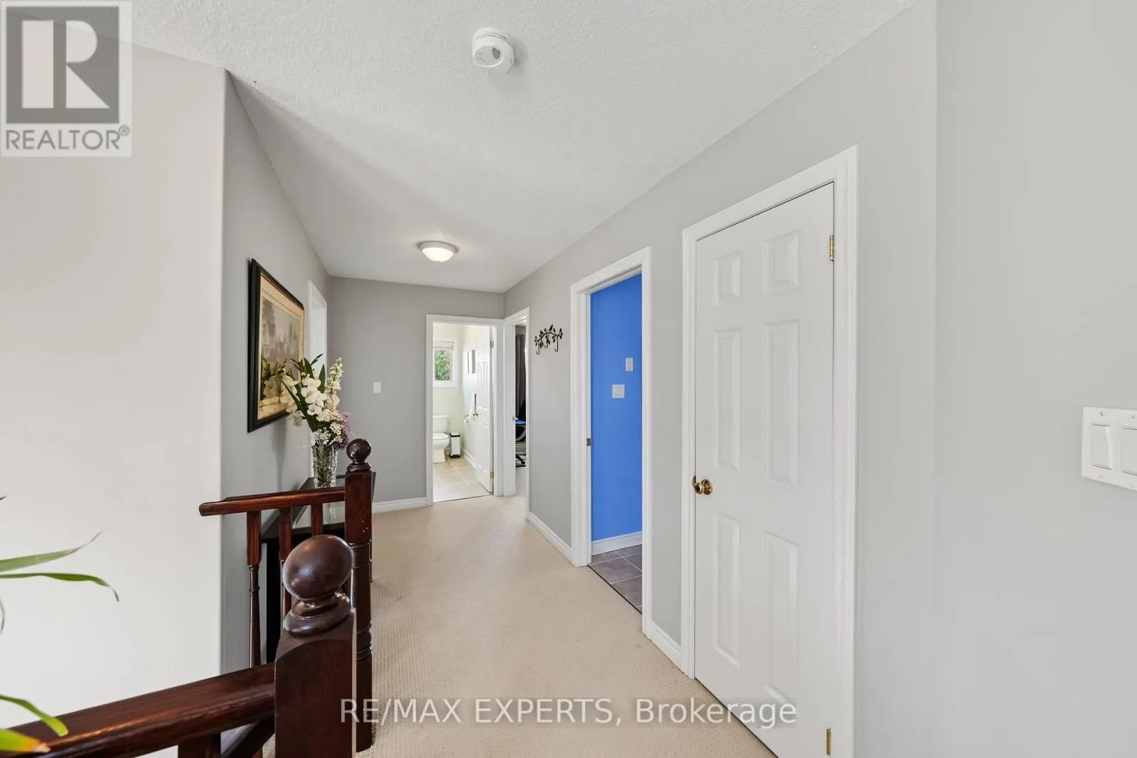 18 ARNOLD CRESCENT