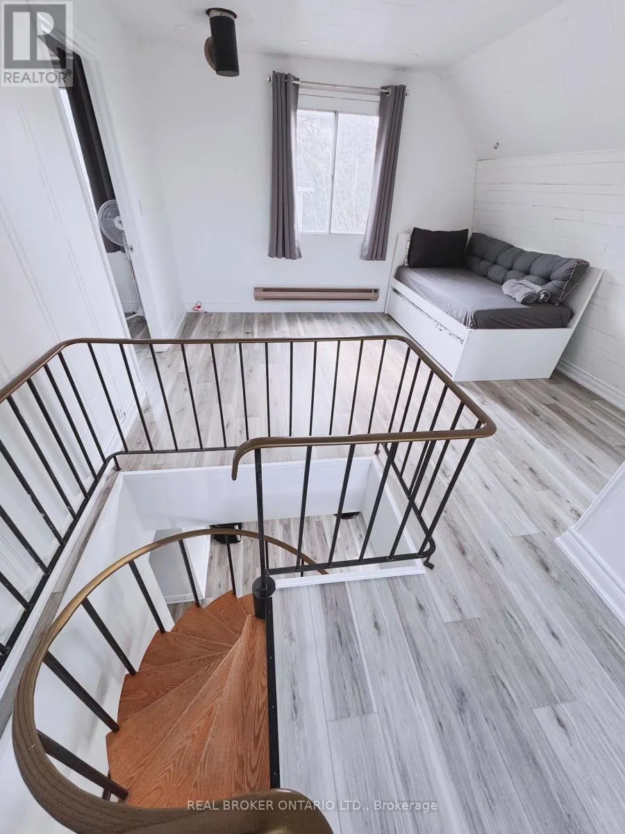 761 INNISFIL BEACH ROAD