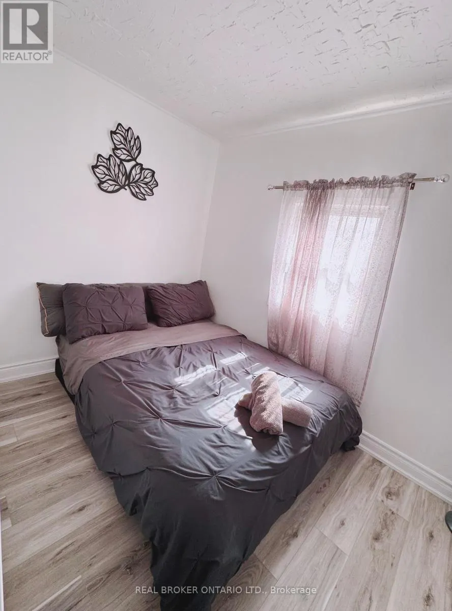 761 INNISFIL BEACH ROAD
