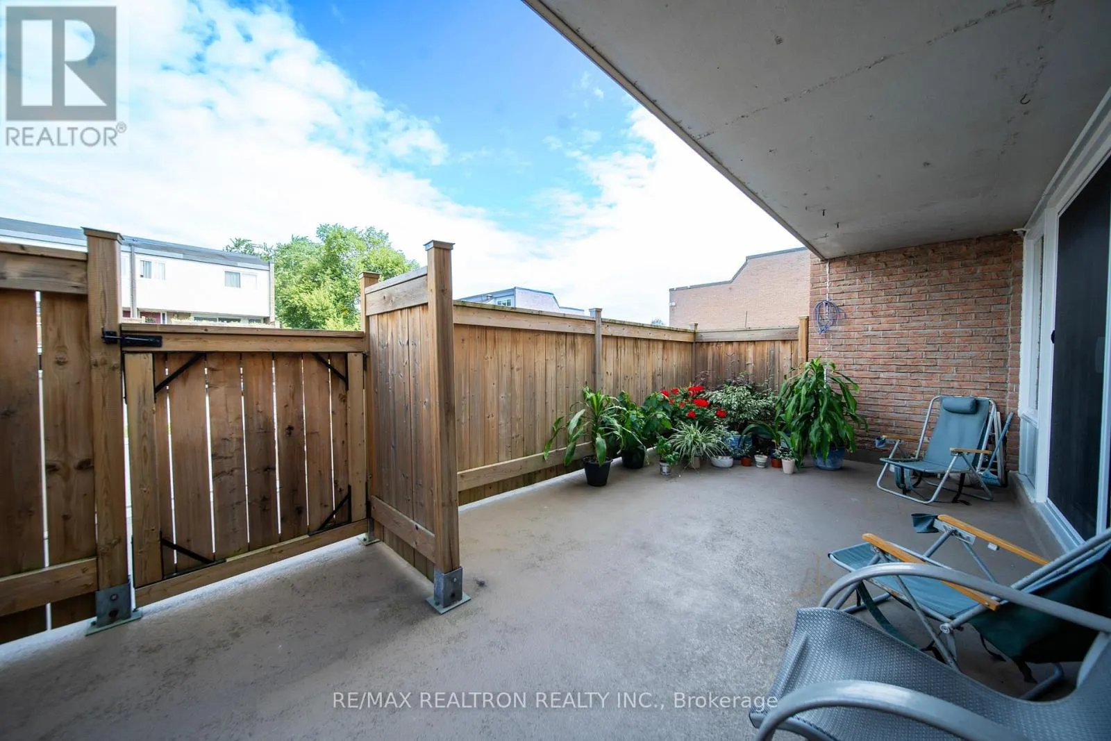297 MILESTONE CRESCENT