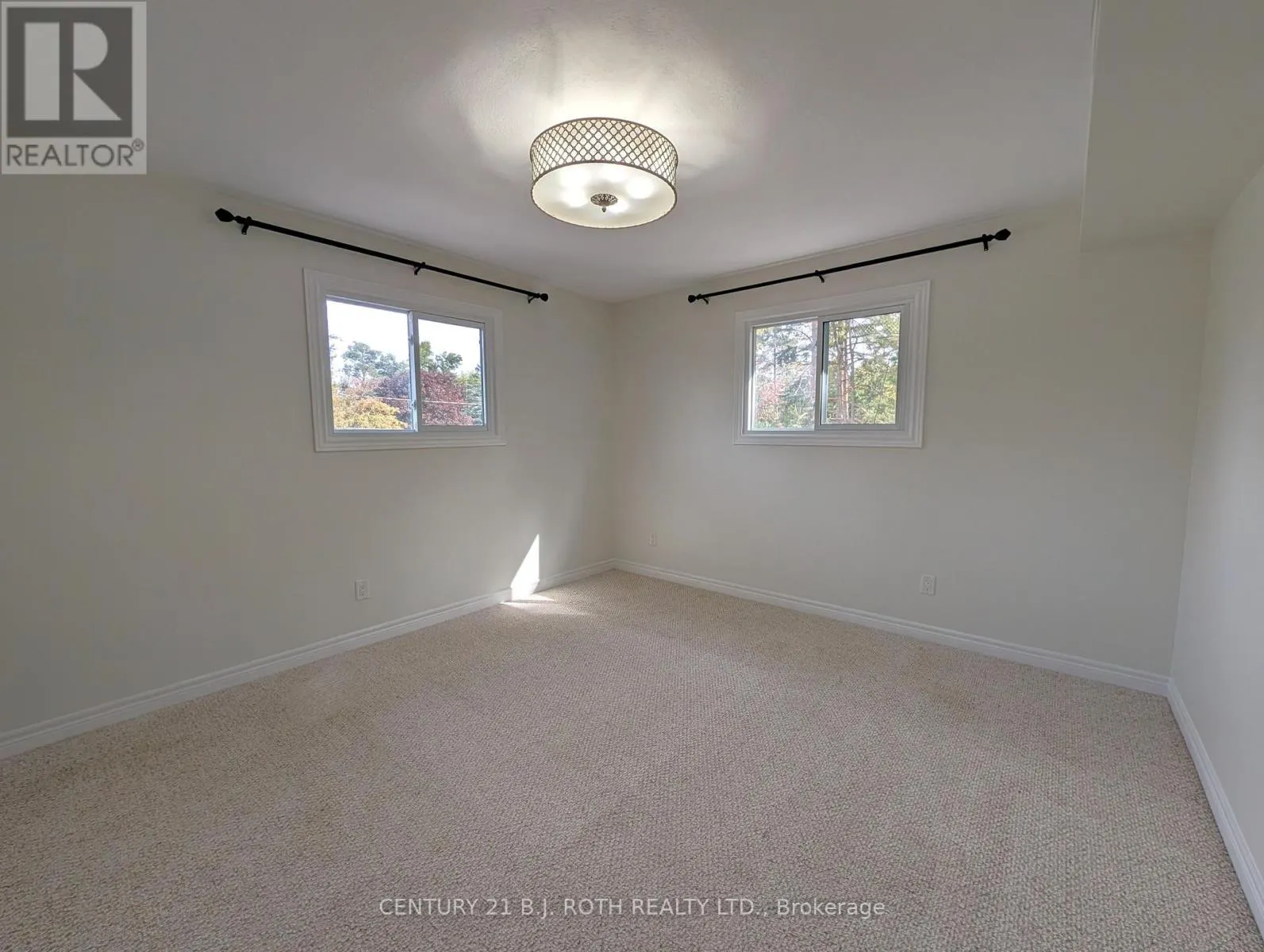 2 - 2394 25 SIDE ROAD
