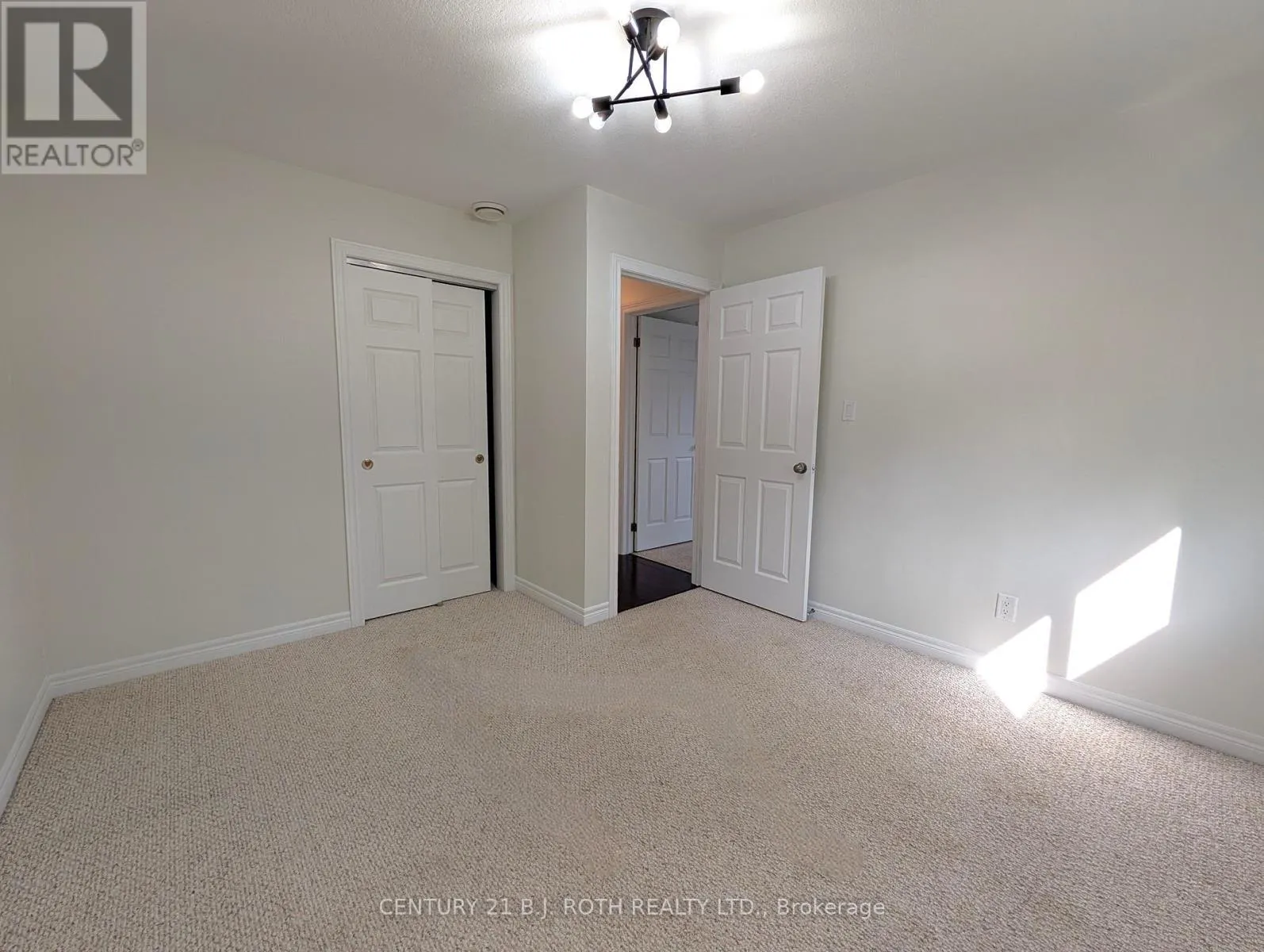 2 - 2394 25 SIDE ROAD