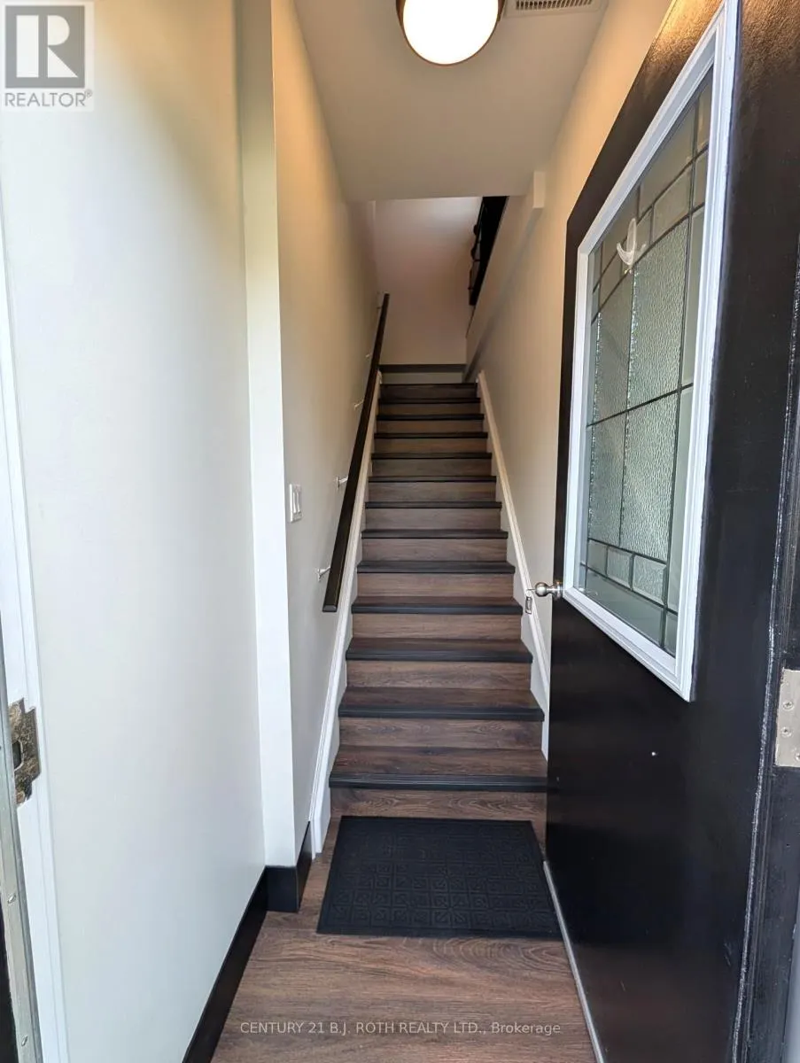 2 - 2394 25 SIDE ROAD
