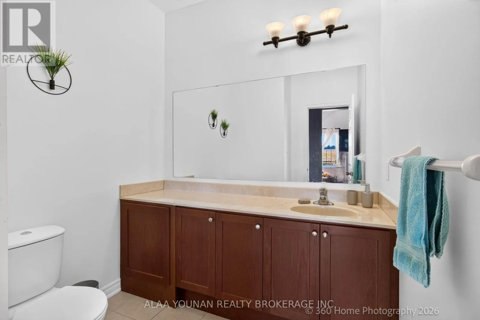 140 COPELAND CRESCENT
