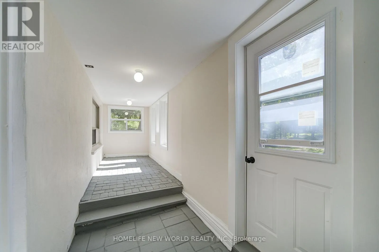 3659 AURORA ROAD
