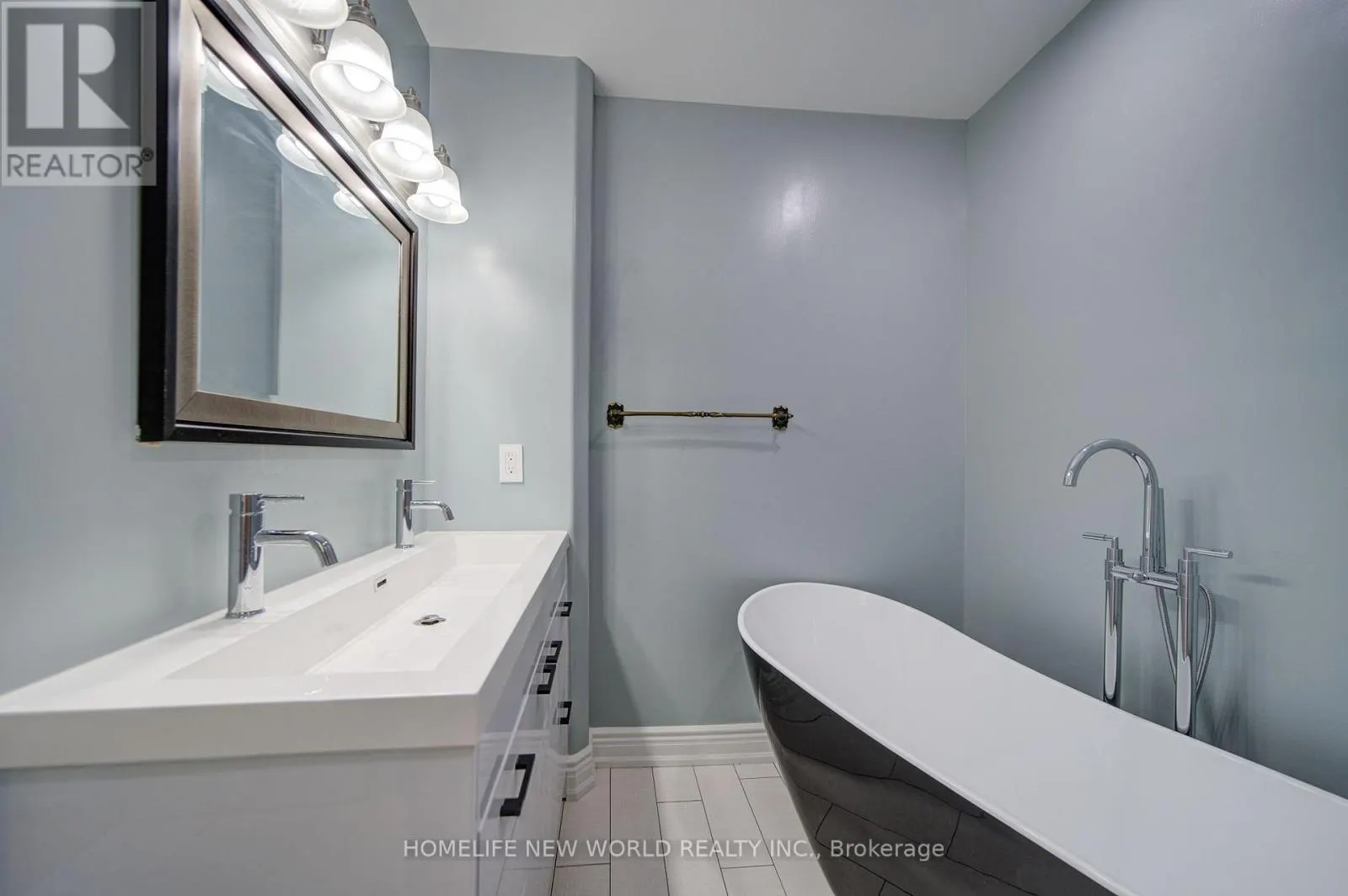 3659 AURORA ROAD