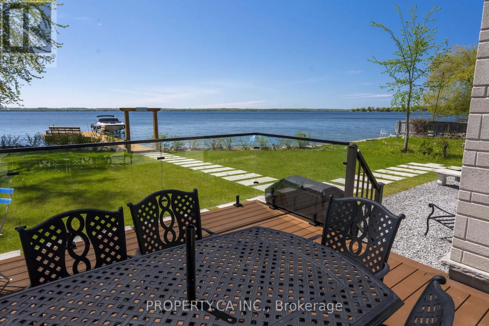 132 COOK'S BAY DRIVE