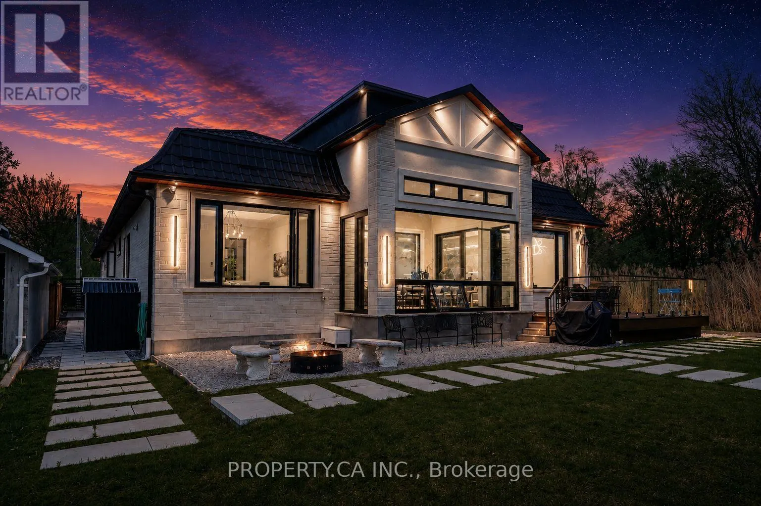 132 COOK'S BAY DRIVE