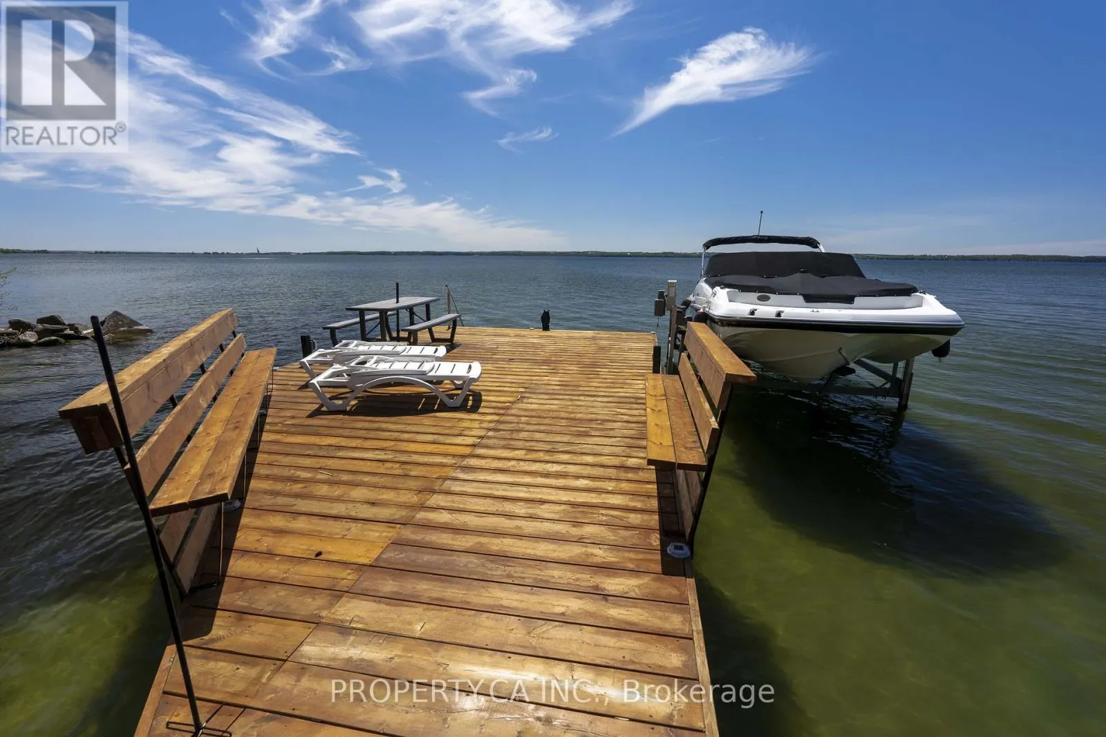 132 COOK'S BAY DRIVE