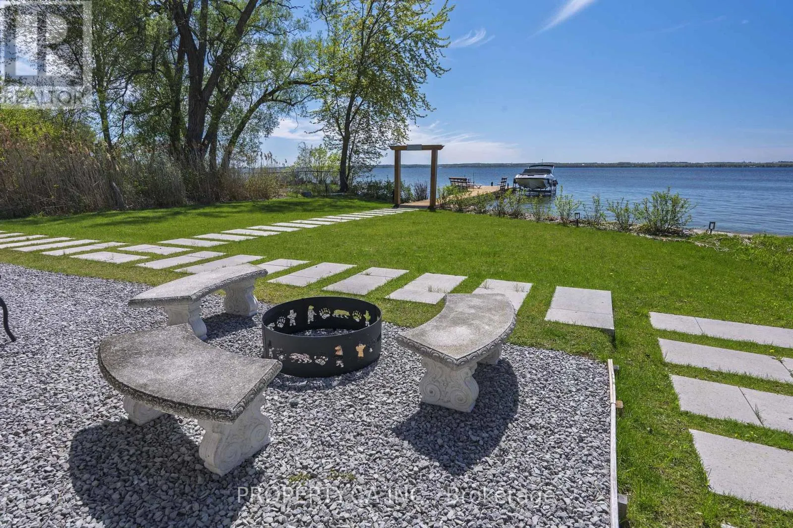 132 COOK'S BAY DRIVE