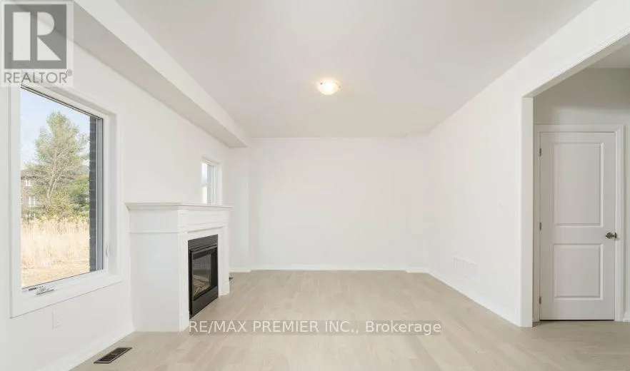 MAIN FLOOR - 1038 HARDY WAY