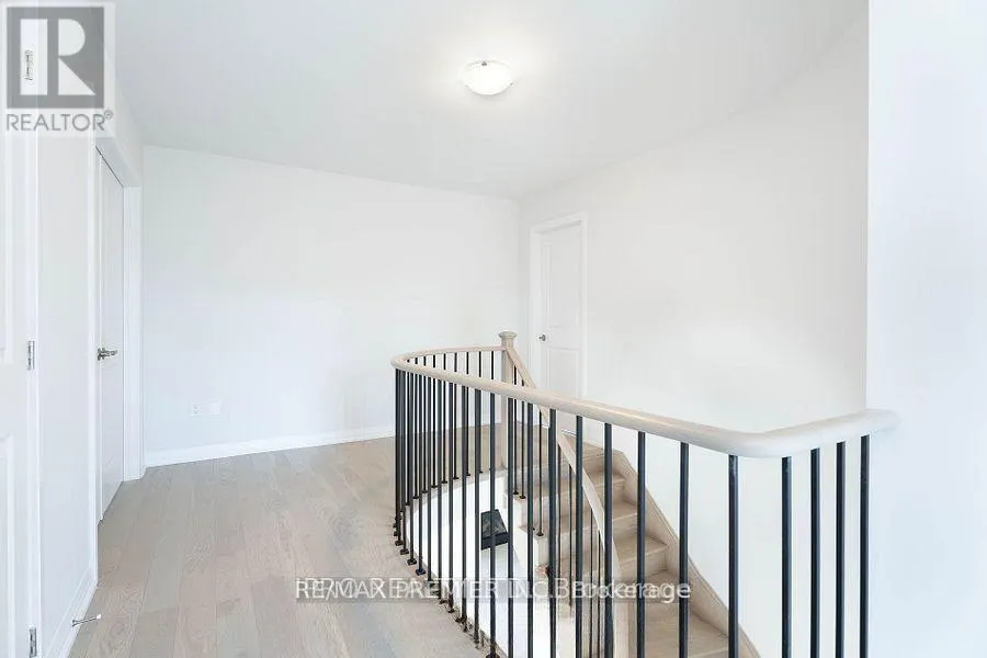 MAIN FLOOR - 1038 HARDY WAY