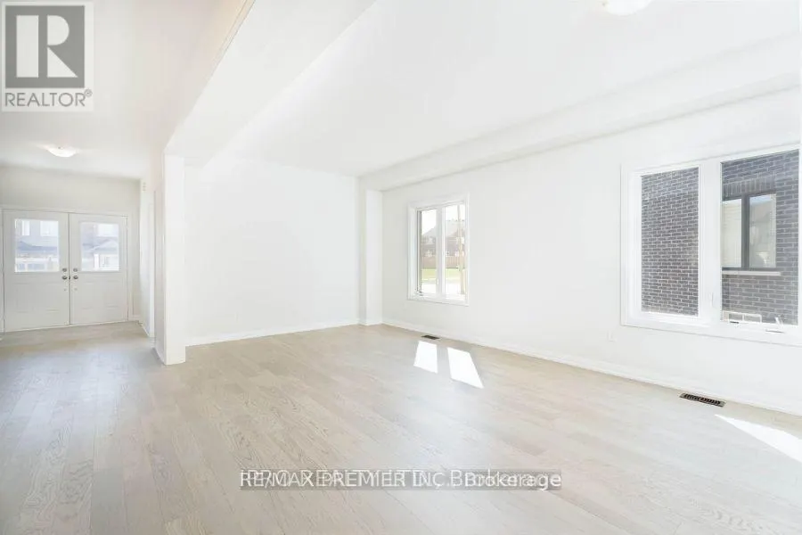 MAIN FLOOR - 1038 HARDY WAY