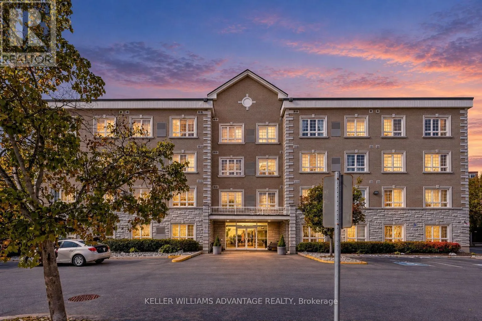 407 - 112 SIMCOE ROAD