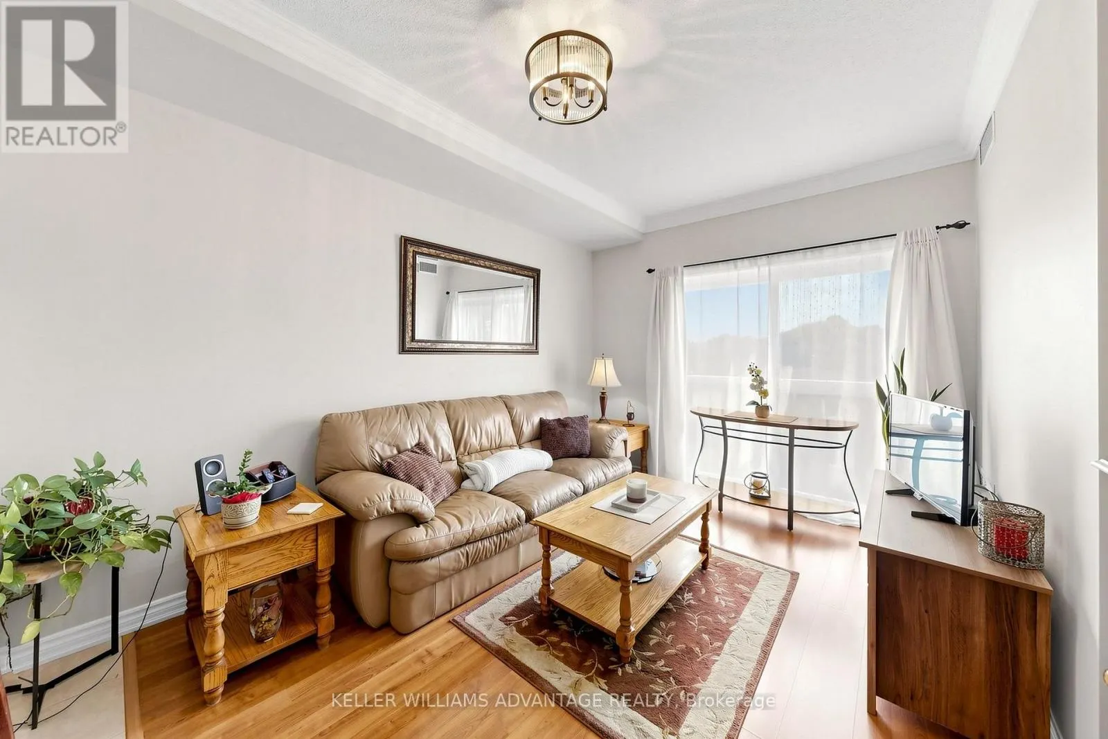 407 - 112 SIMCOE ROAD