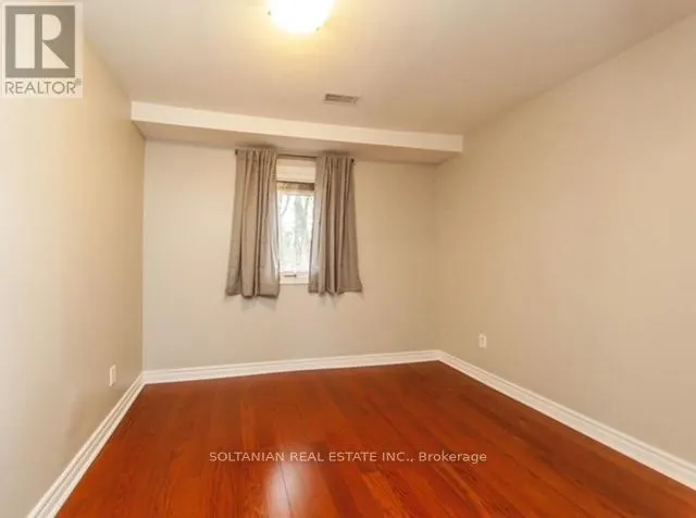 257 PARKWOOD AVENUE
