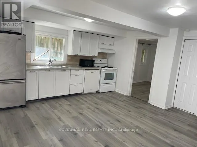 257 PARKWOOD AVENUE