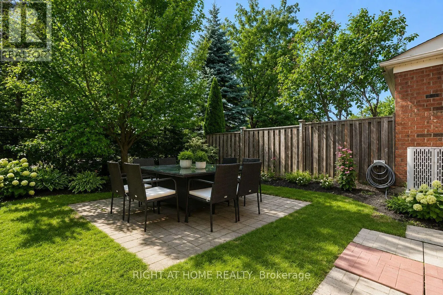 84 DOUGHERTY CRESCENT
