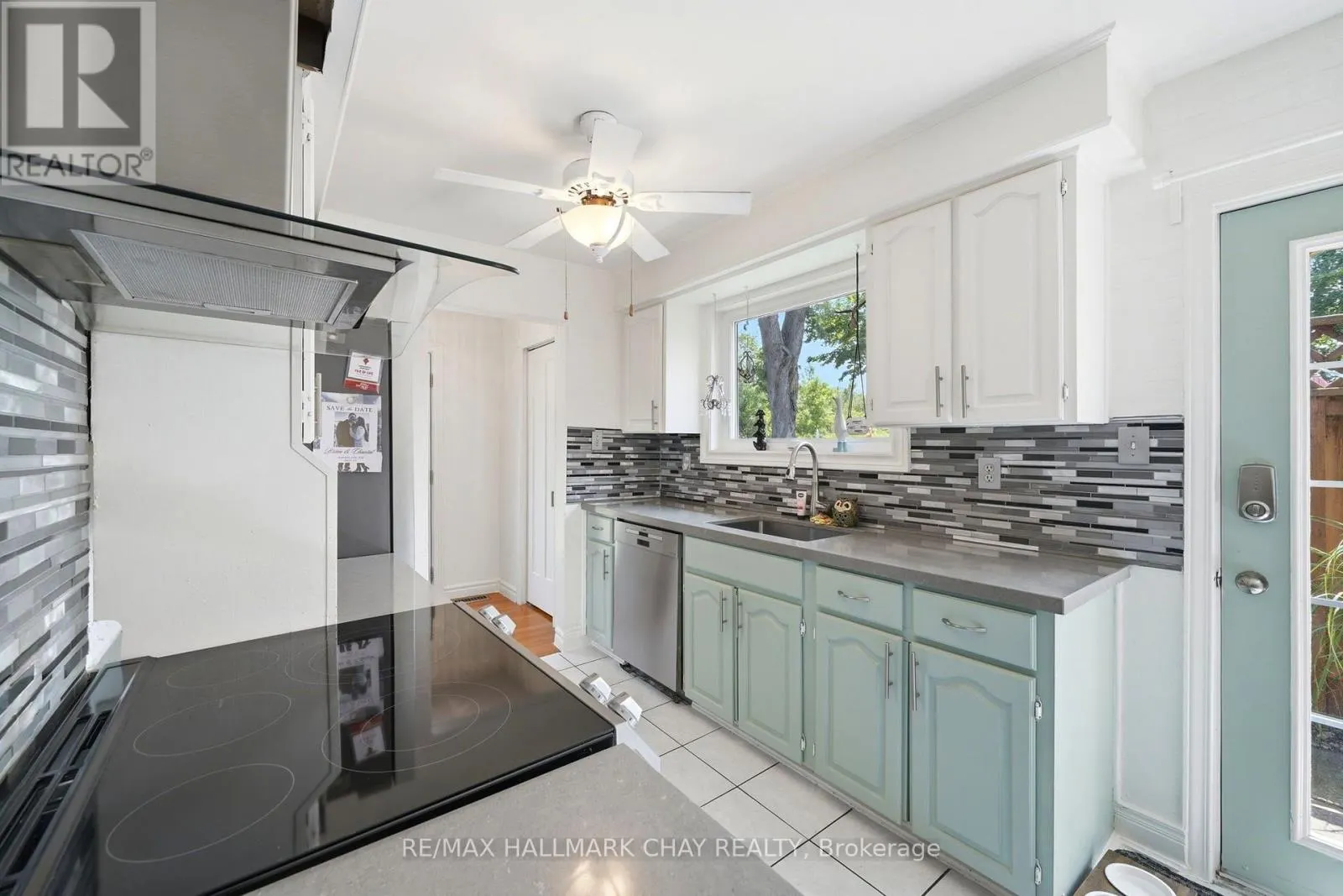 96 MAPLE AVENUE W