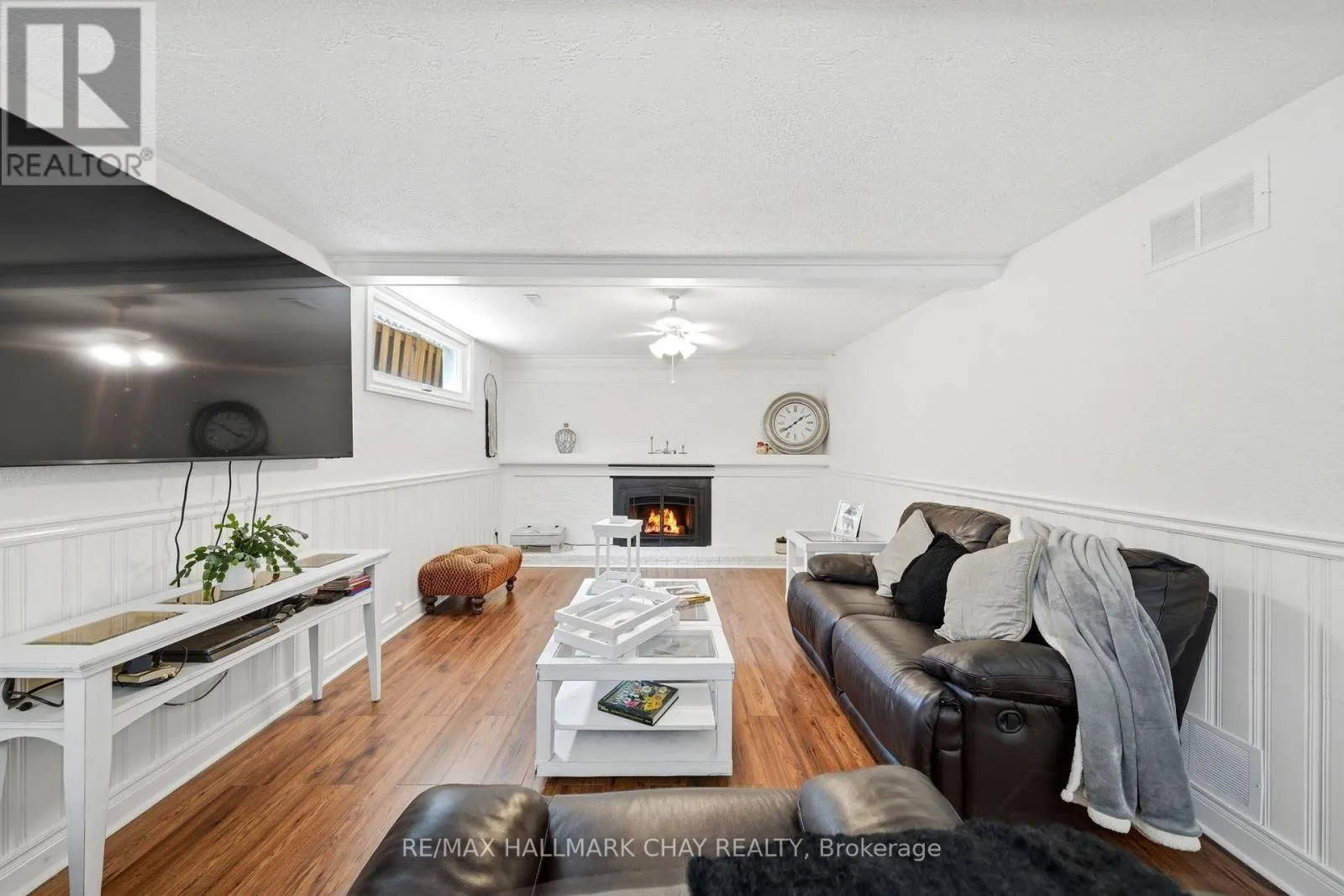 96 MAPLE AVENUE W