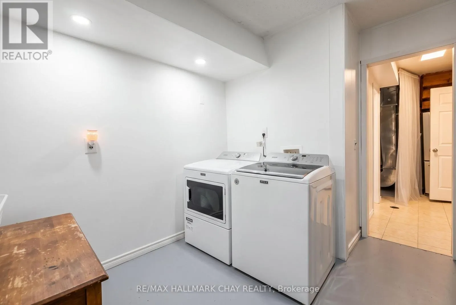96 MAPLE AVENUE W