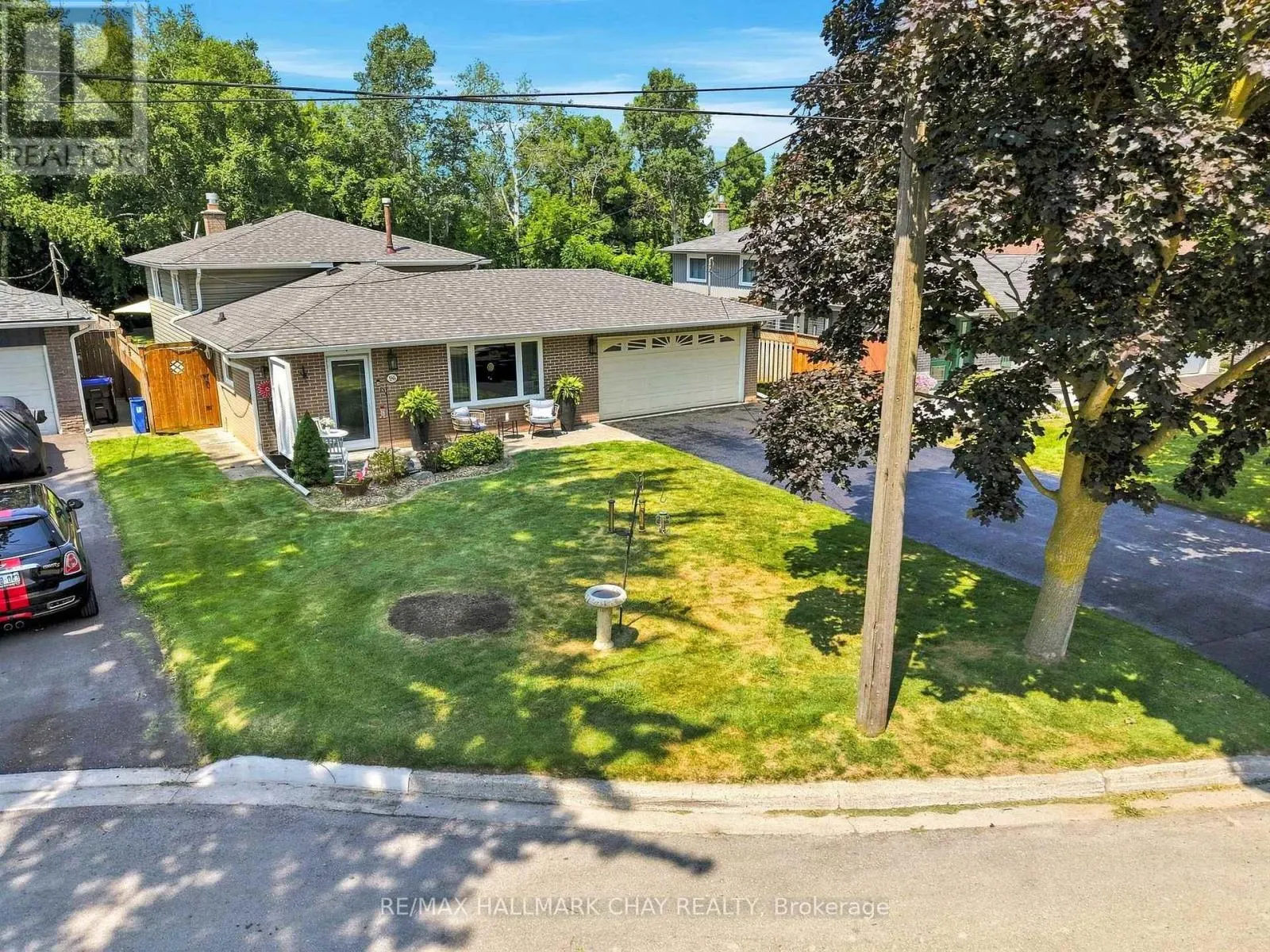 96 MAPLE AVENUE W