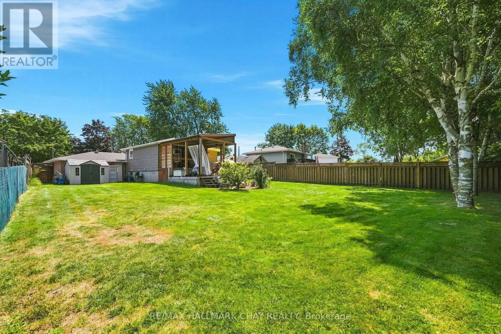 96 MAPLE AVENUE W