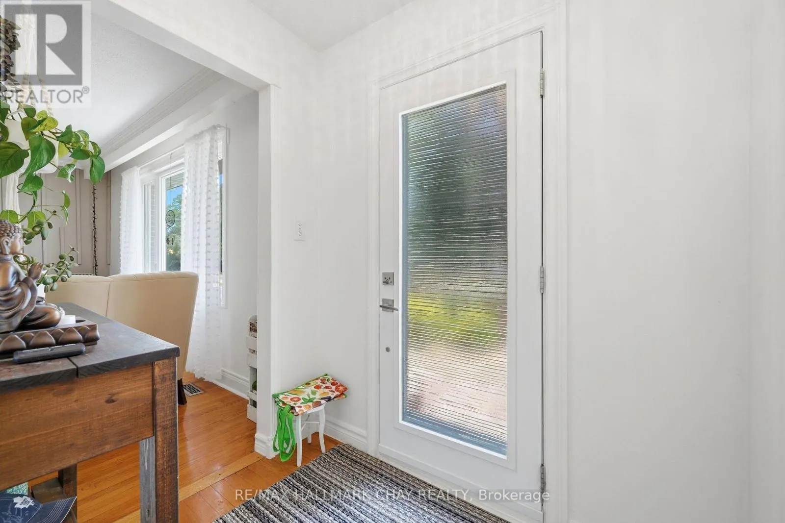 96 MAPLE AVENUE W