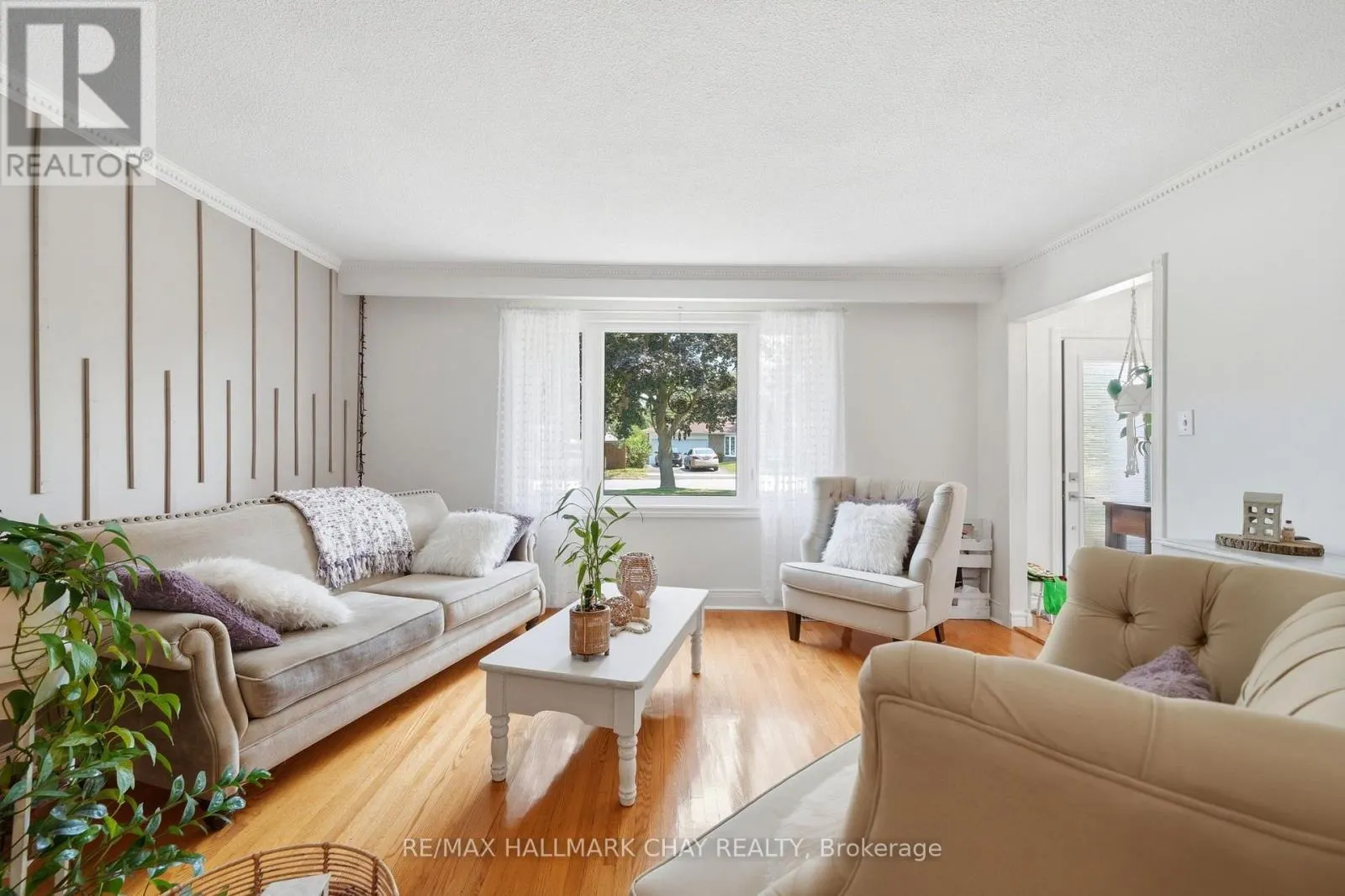 96 MAPLE AVENUE W