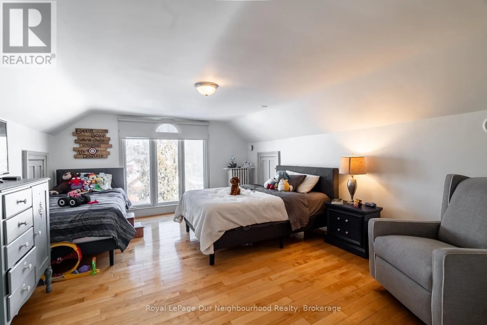 6038 MAIN STREET