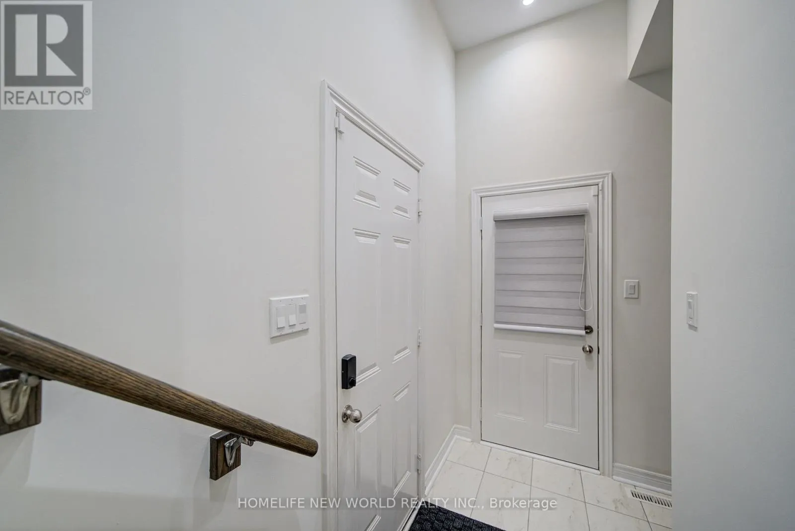 404 BAKER HILL BOULEVARD