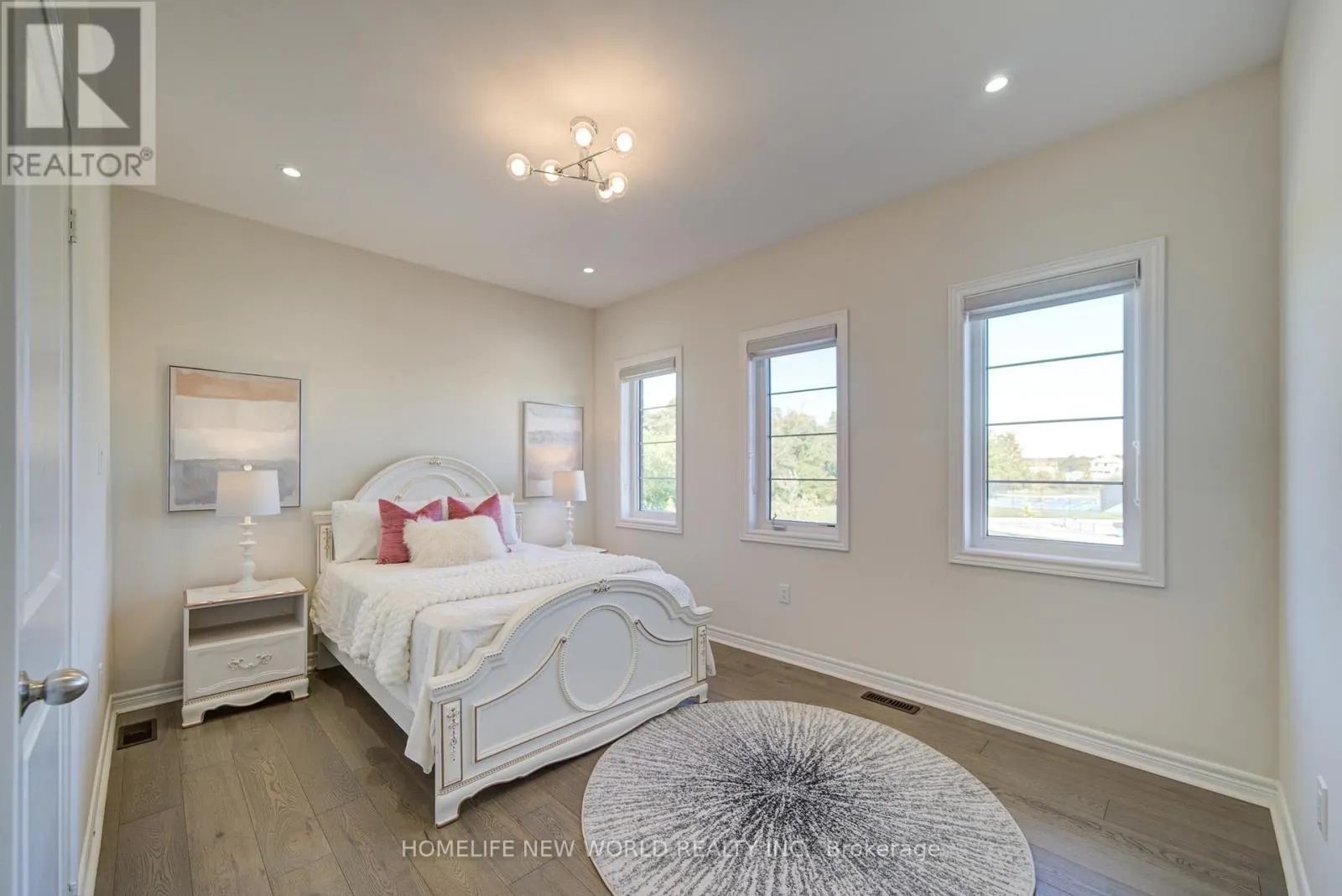 404 BAKER HILL BOULEVARD